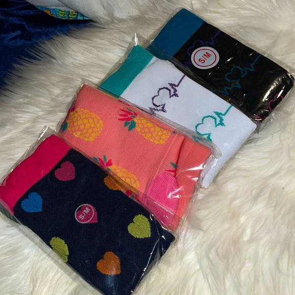 Compression stockings Heart and Pineapple Socks 🧦 $5 EACH or $16 for all 4 pairs - Picture 1 of 7
